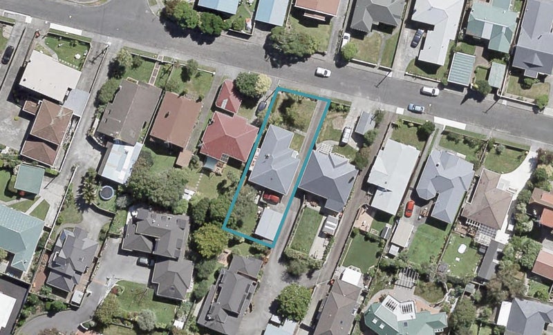 17 Brasell Street, Fairfield, Lower Hutt - Carousel 1