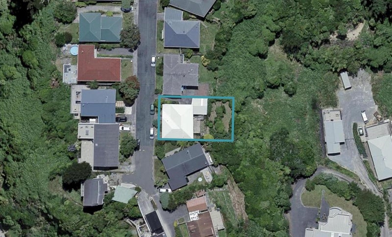 17 Rossport Street, Johnsonville, Wellington - Carousel 1