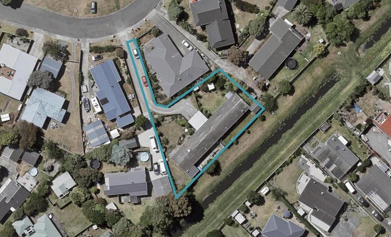 24 Olive Terrace, Paraparaumu Beach, Paraparaumu - Carousel 1