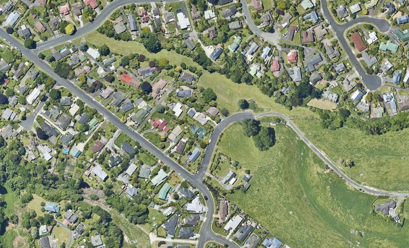 6 Link Road, Lynmore, Rotorua - Carousel 1