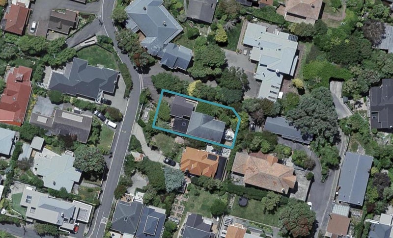 13 Roscoe Terrace, Wadestown, Wellington - Carousel 1