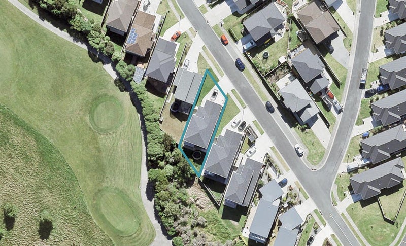 15 Maylee Crescent, Gulf Harbour, Whangaparaoa - Carousel 1