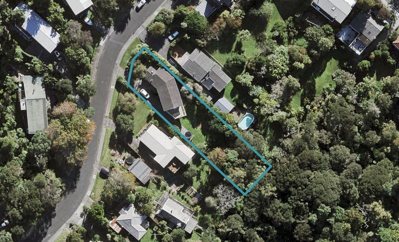 6 KAURI RD, Birkenhead, North Shore City - Carousel 1