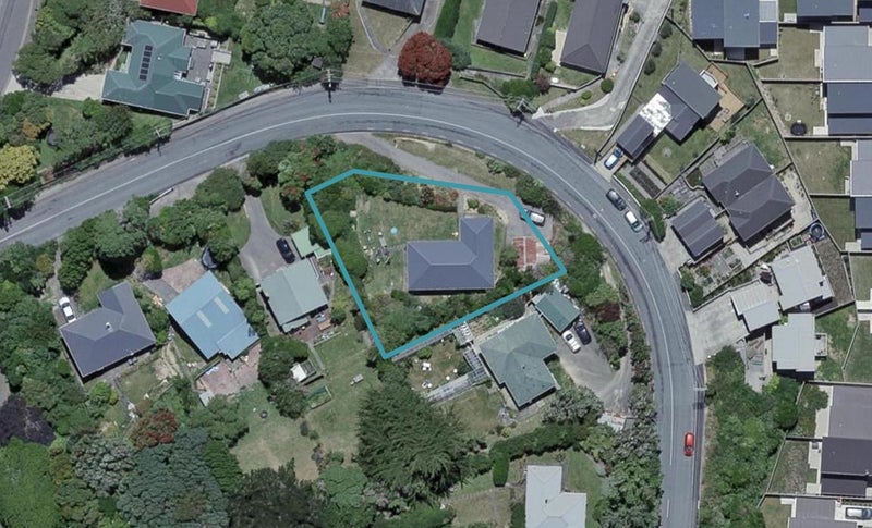 58 Glanmire Road, Newlands, Wellington - Carousel 1