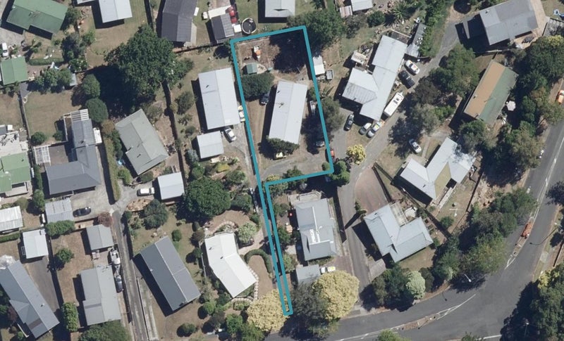 50 Pohutukawa Drive, Pukete, Hamilton - Carousel 1