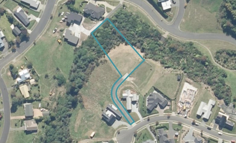 30 Peregrine Place, Kinloch, Taupō - Carousel 1
