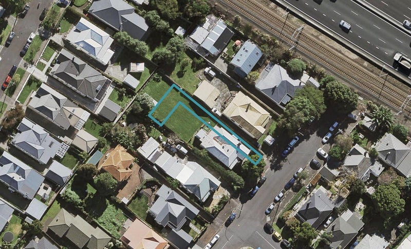 7/16 Mapau Road, Greenlane, Auckland - Carousel 1