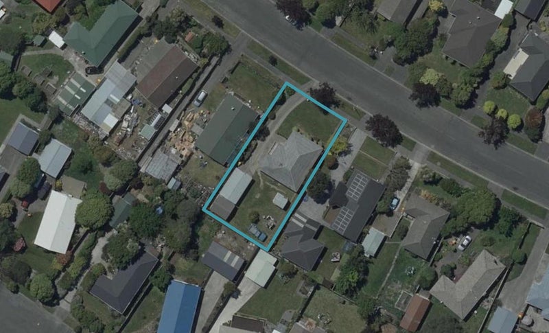 49 Warren Crescent, Hillmorton, Christchurch - Carousel 1