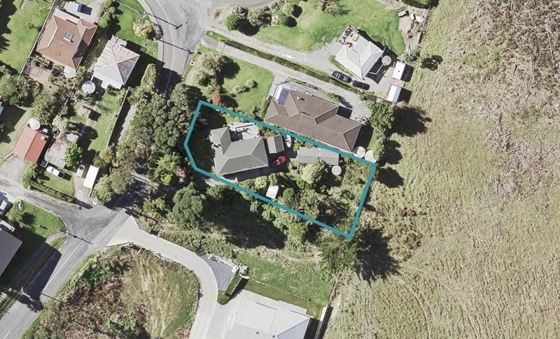 44 Carlton Crescent, Maraetai, Auckland - Carousel 1