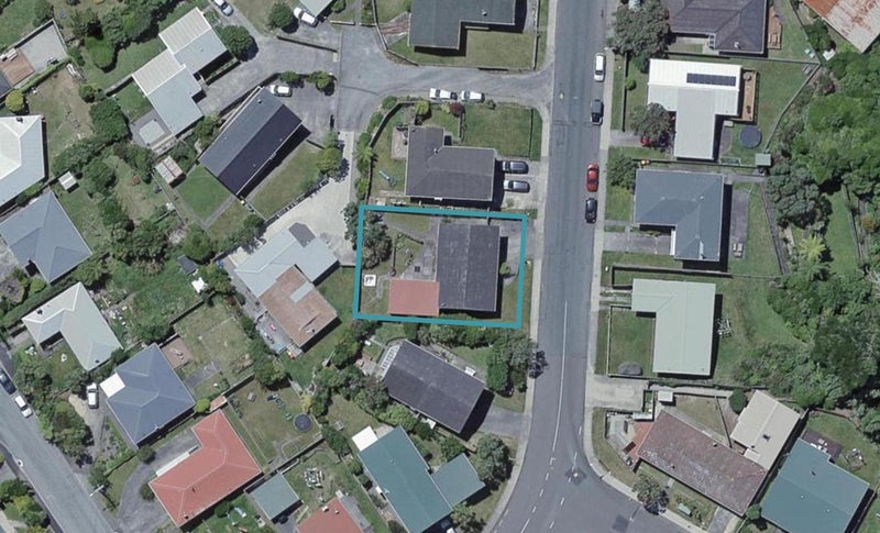 51 Baylands Drive, Newlands, Wellington - Carousel 1