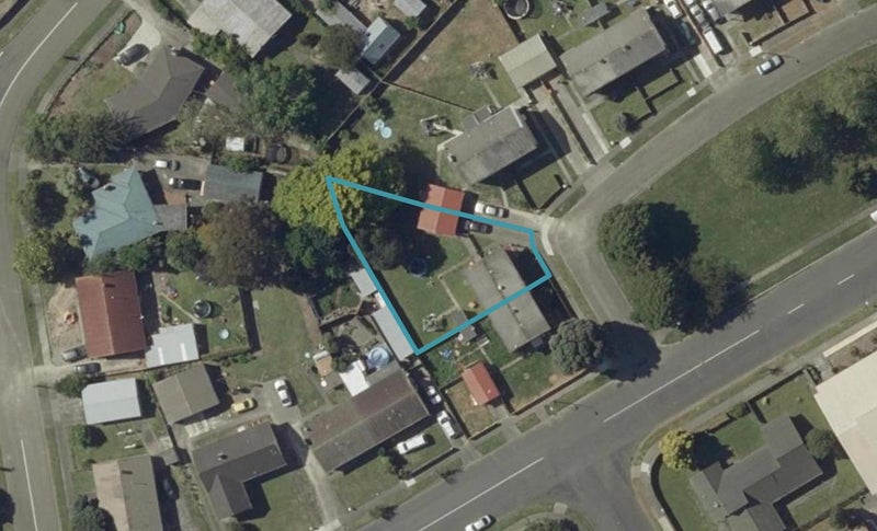 51 Pembroke Street, Highbury, Palmerston North - Carousel 1