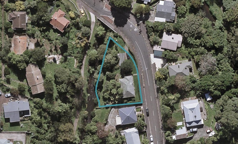 18 Mill Road, Lower Vogeltown, New Plymouth - Carousel 1