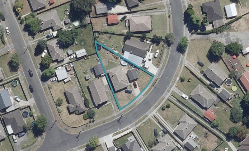 25 Tennyson Road, Enderley, Hamilton - Carousel 1