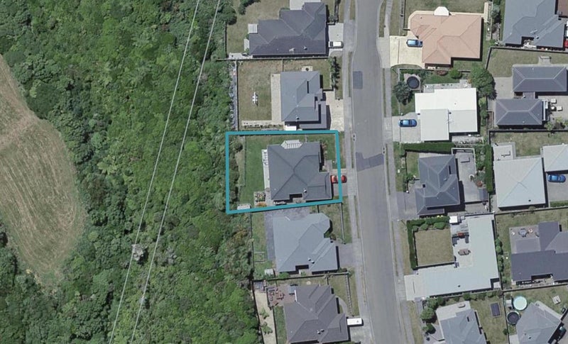26 Cedarwood Street, Woodridge, Wellington - Carousel 1
