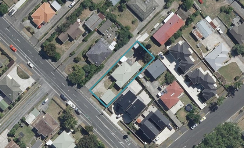 4 Garnett Avenue, Forest Lake, Hamilton - Carousel 1