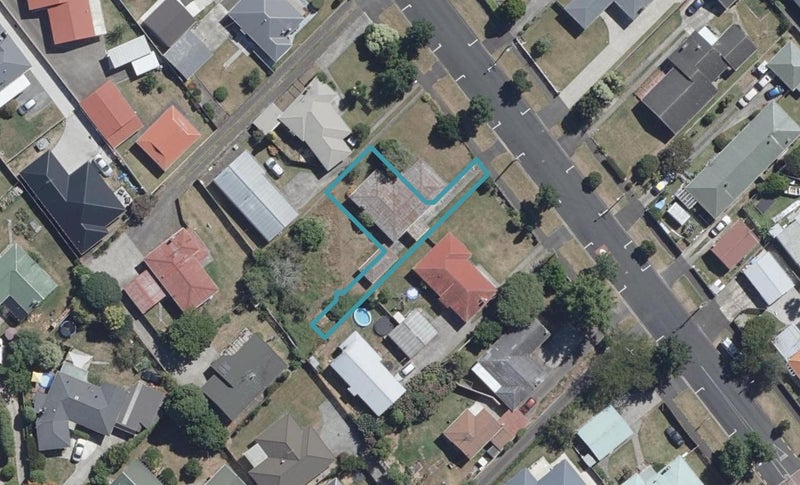 2/9 Forsyth Street, St Andrews, Hamilton - Carousel 1