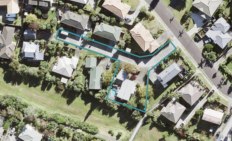 34 Donald Street, Stanmore Bay, Whangaparaoa - Carousel 1