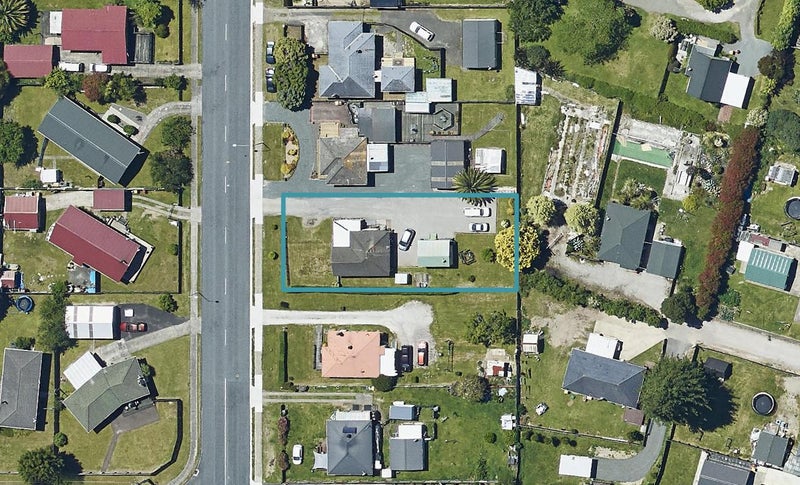 11 McIntyre Avenue, Fenton Park, Rotorua - Carousel 1
