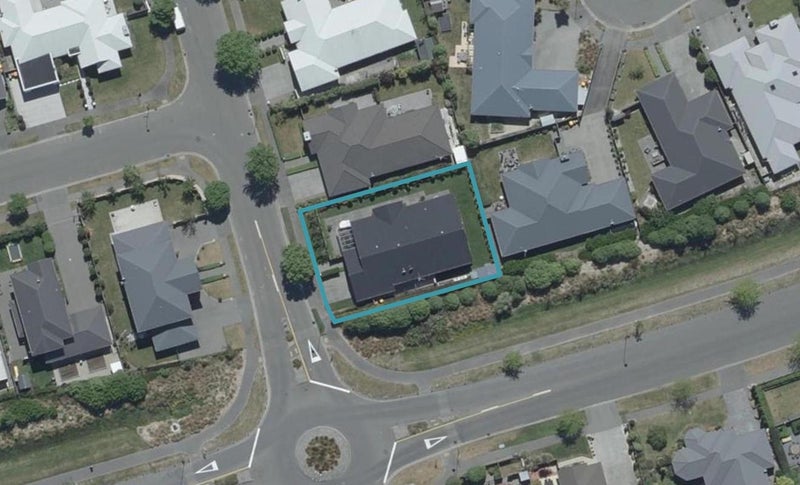 2 Tatahi Street, Parklands, Christchurch - Carousel 1