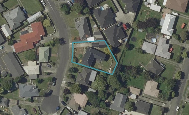 5 Lewis Place, Highbury, Palmerston North - Carousel 1