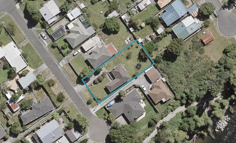 7 Edwin Street, Belmont, Lower Hutt - Carousel 1