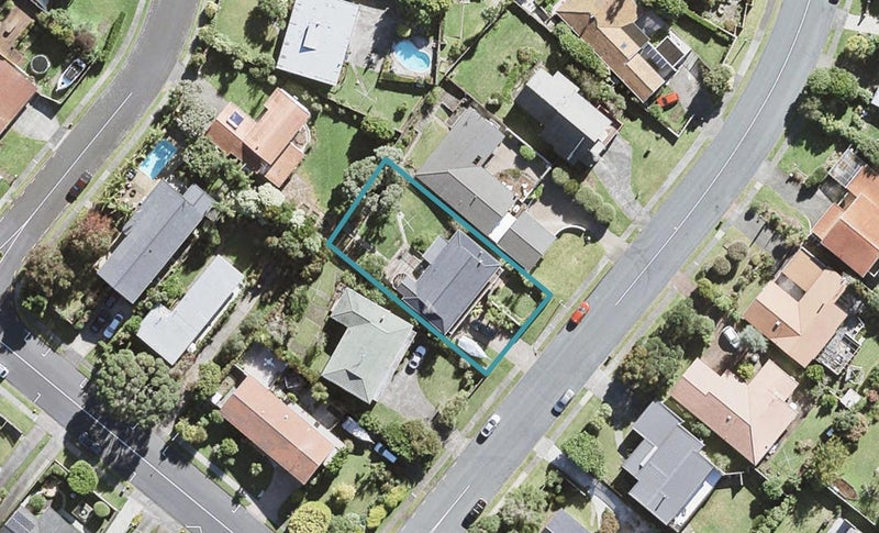 6 Stapleford Crescent, Browns Bay, Auckland - Carousel 1