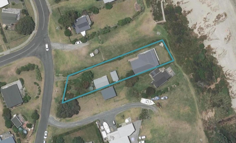 43 Robert Street, Mangawhai Heads, Mangawhai - Carousel 1