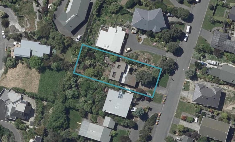 253 Cannon Hill Crescent, Mount Pleasant, Christchurch - Carousel 1