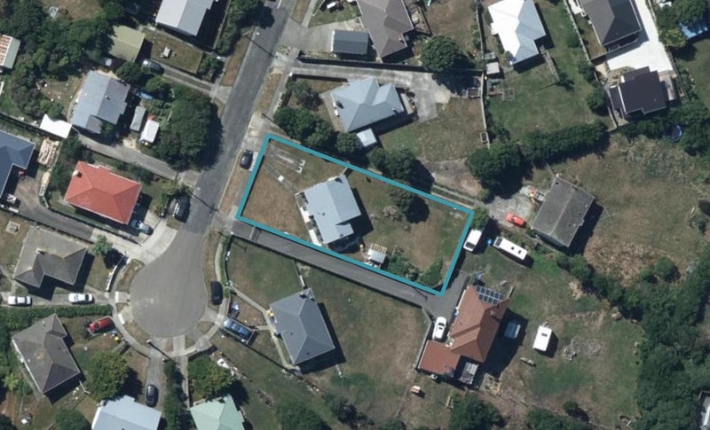 7 Rakihau Place, Titahi Bay, Porirua - Carousel 1