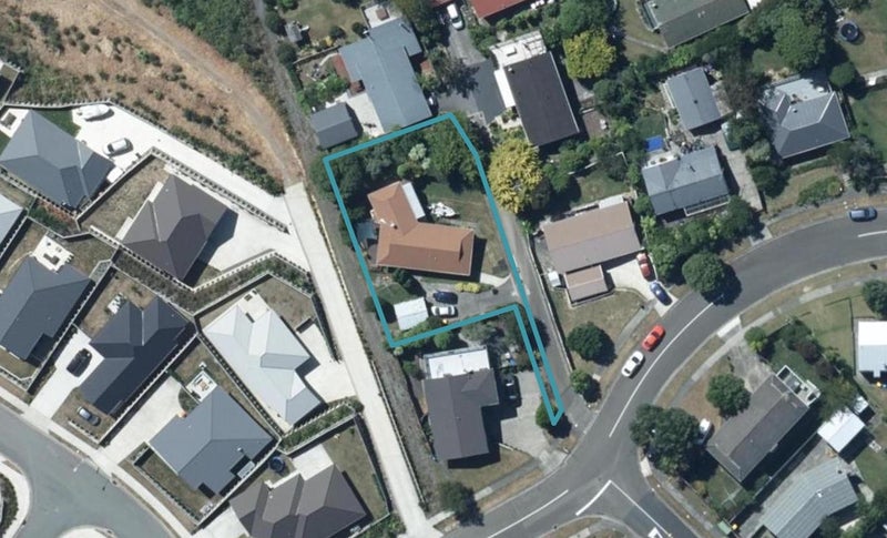 36 Staithes Drive North, Whitby, Porirua - Carousel 1