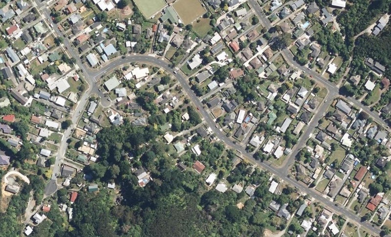 16D Tawhai Street, Stokes Valley, Lower Hutt - Carousel 1