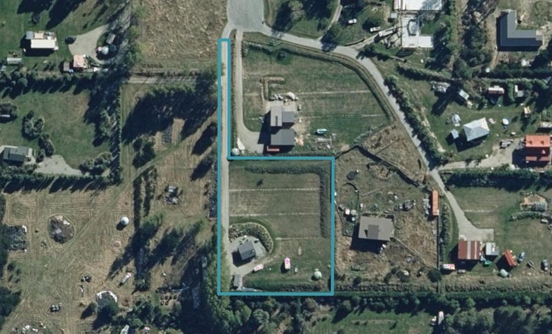 22 Long Grass Place, Wanaka - Carousel 1