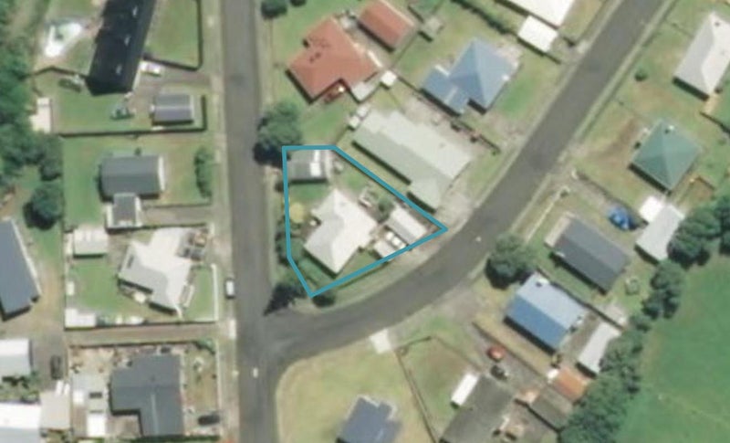9 Hickey Place, Opunake - Carousel 1