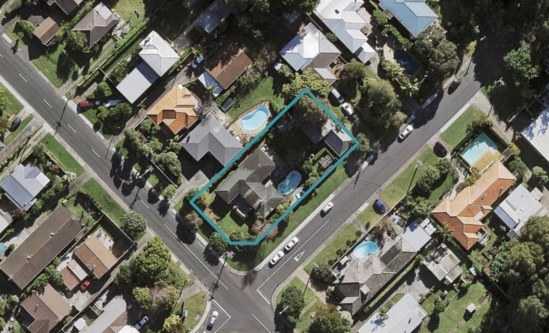 35 Hillcrest Avenue, Hillcrest, Auckland - Carousel 1