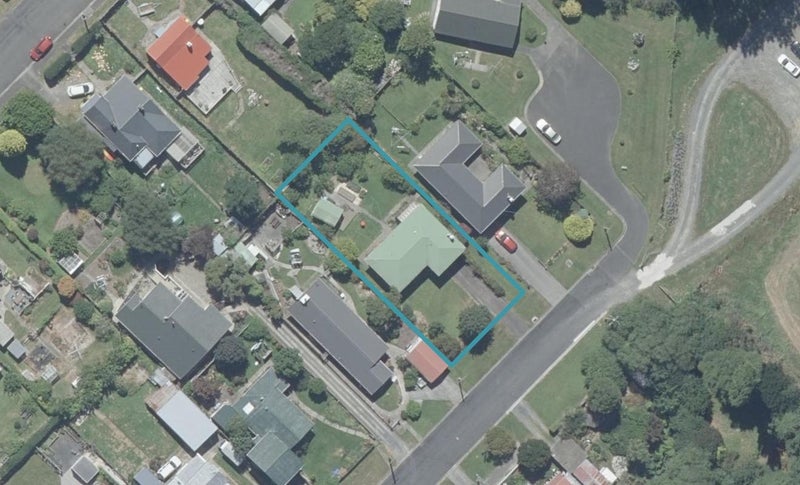 11 Constant Street, Sawyers Bay, Port Chalmers - Carousel 1