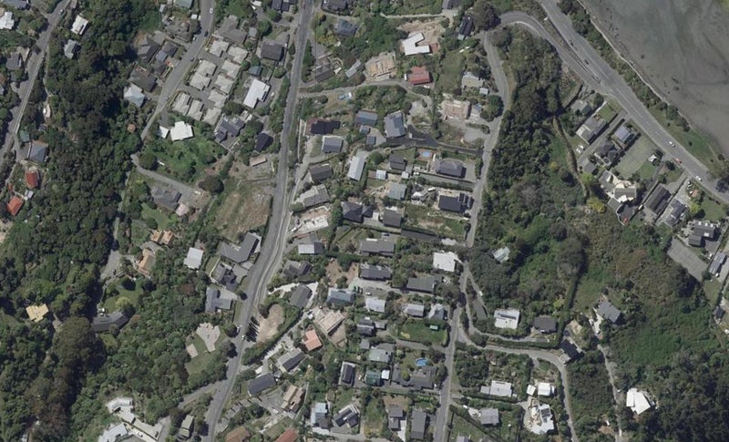 30A Maffeys Road, Mount Pleasant, Christchurch - Carousel 1