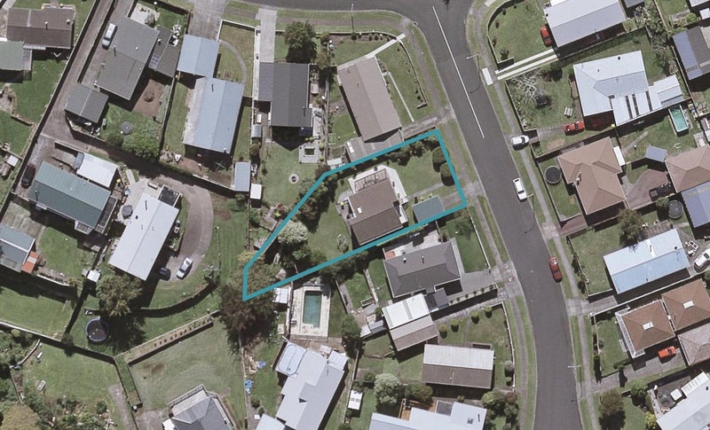 4 Sole Avenue, Bell Block, New Plymouth - Carousel 1