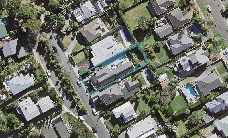 25 Tizard Road, Birkenhead, Auckland - Carousel 1
