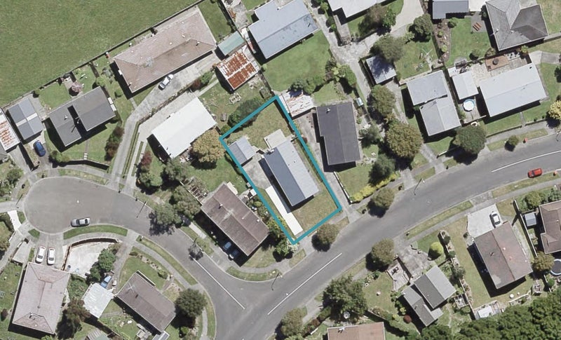 21 Larchmont Grove, Totara Park, Upper Hutt - Carousel 1