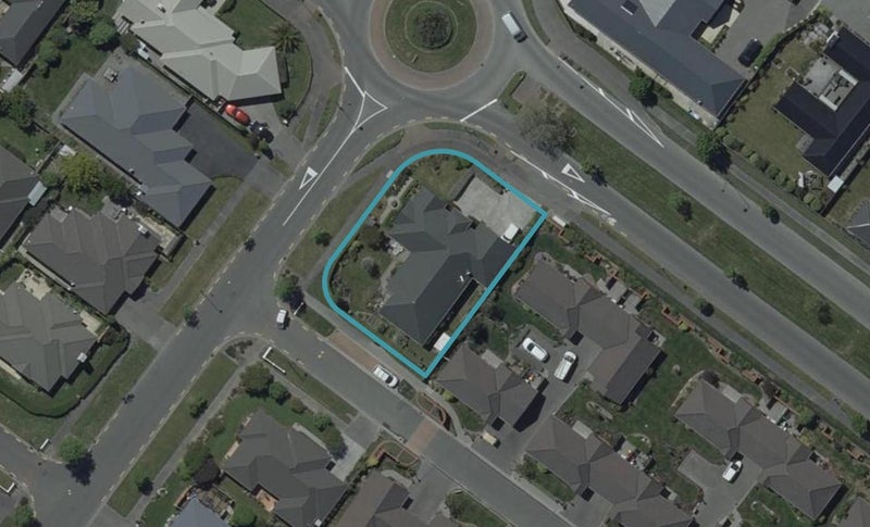 1 Bibiana Street, Aidanfield, Christchurch - Carousel 1