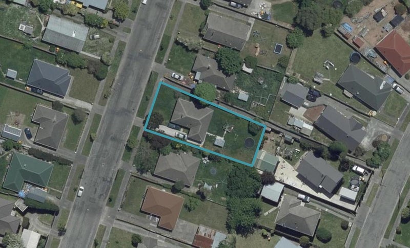 32 Uxbridge Street, Redwood, Christchurch - Carousel 1