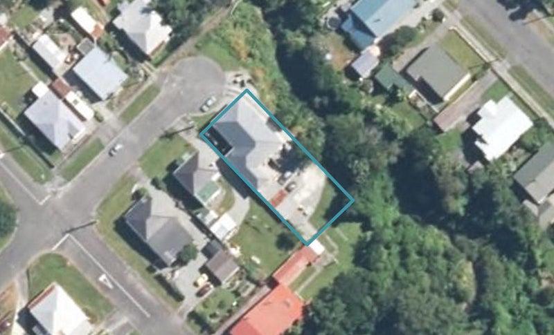 27 Richmond Street, Cobden, Greymouth - Carousel 1