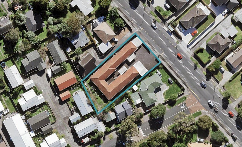 1/174 Rosebank Road, Avondale, Auckland - Carousel 1