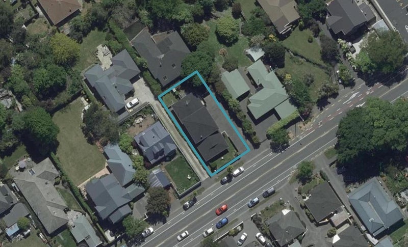 2/193 Blighs Road, Strowan, Christchurch - Carousel 1