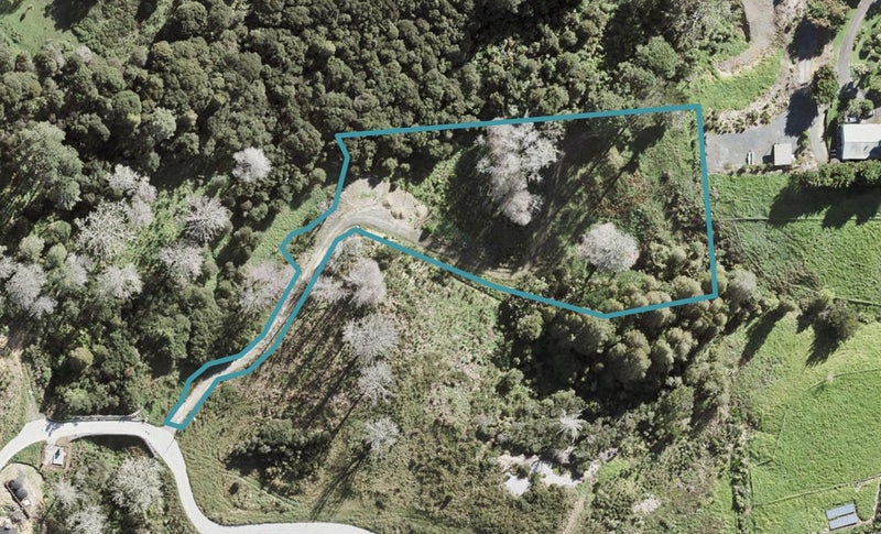 272B Okura River Road, Long Bay, Auckland - Carousel 1
