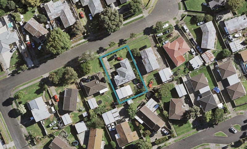 15 Ronald Place, Manurewa, Auckland - Carousel 1