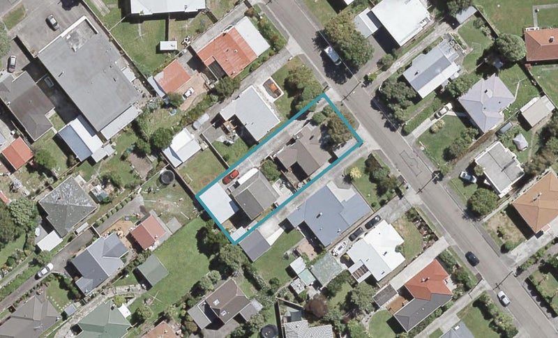 1/10 Avon Street, Waterloo, Lower Hutt - Carousel 1