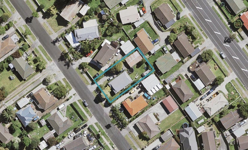 70 Arodella Crescent, Ranui, Auckland - Carousel 1