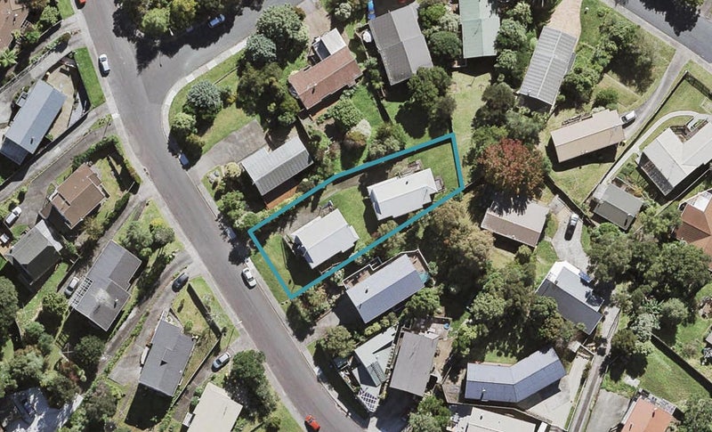 2/17 Anne McLean Drive, Bayview, Auckland - Carousel 1