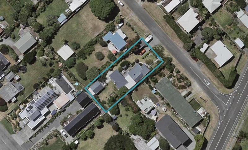 34 Hemara Street, Waikanae Beach, Waikanae - Carousel 1